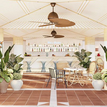 Don Carlos 马尔韦利亚 外观 照片 The interior of the new clubhouse