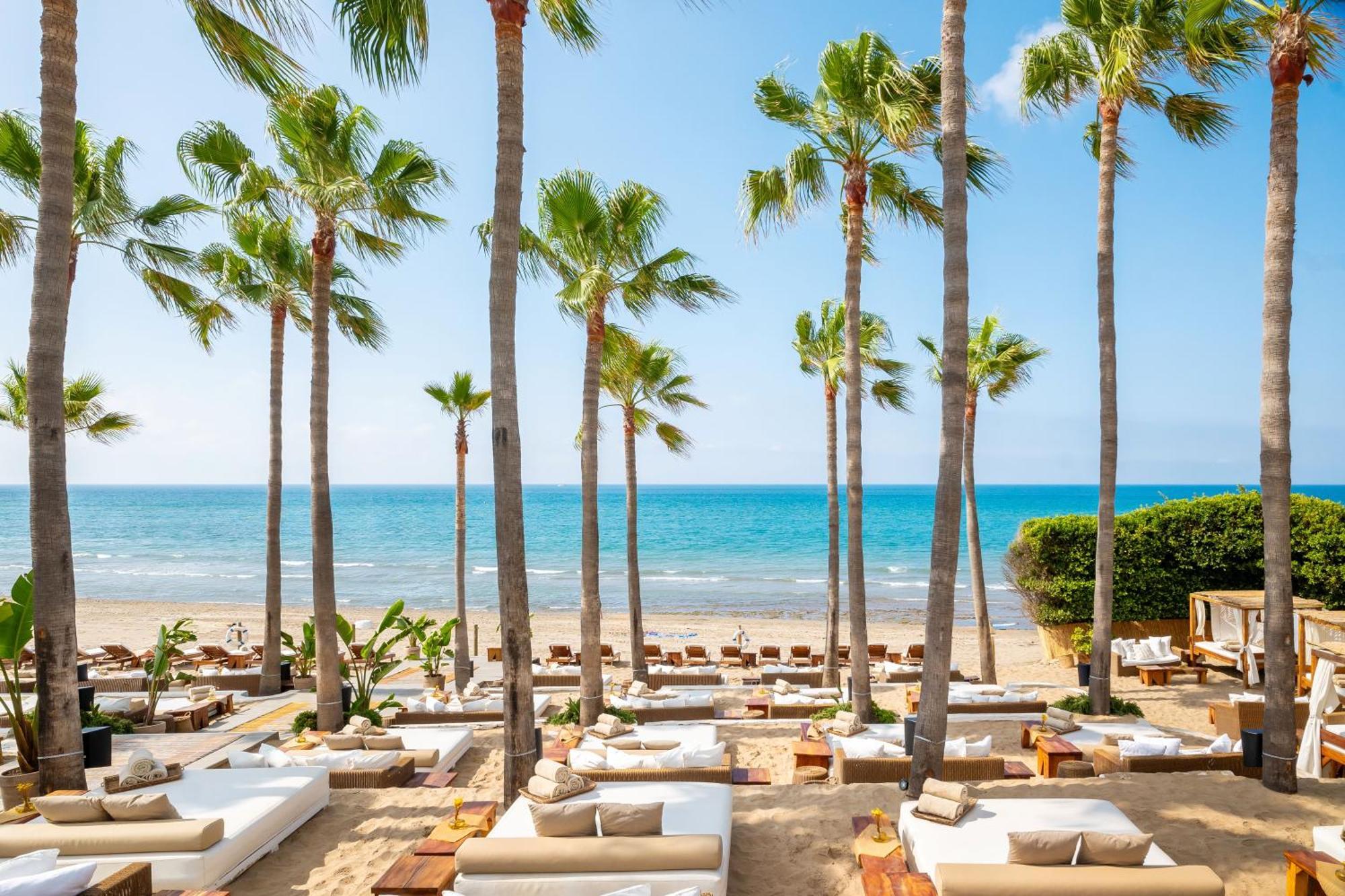 Don Carlos 马尔韦利亚 外观 照片 Beach at the hotel